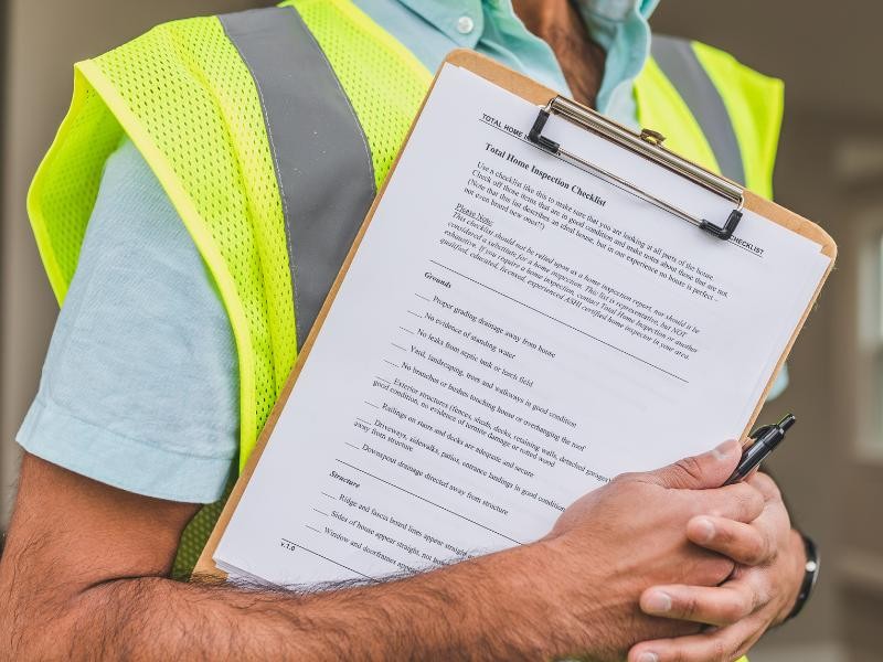 Tudo que você precisa saber sobre a nova NR-1 e como o ÈPTÁ SGA ajuda sua empresa a cumprir
